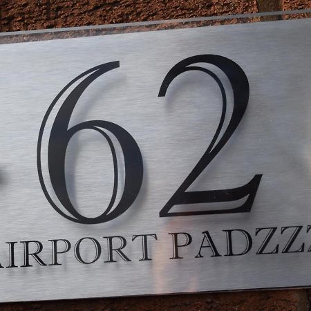 Airport Padzzz Apartamento Wythenshawe Exterior foto